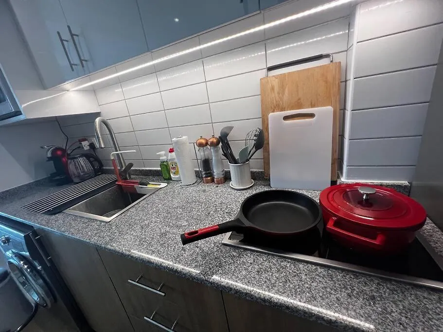 Luxury Seaview Studio Apartment -Rak Marjan Island 라스알카이마 펜션