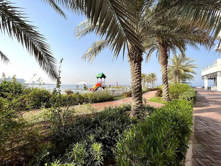 펜션 Luxury Seaview Studio Apartment -Rak Marjan Island 라스알카이마